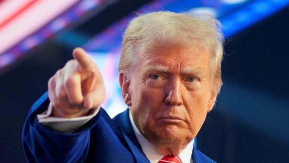 特朗普再抛“夺岛”言论，将北约置于命悬一线的生存危机