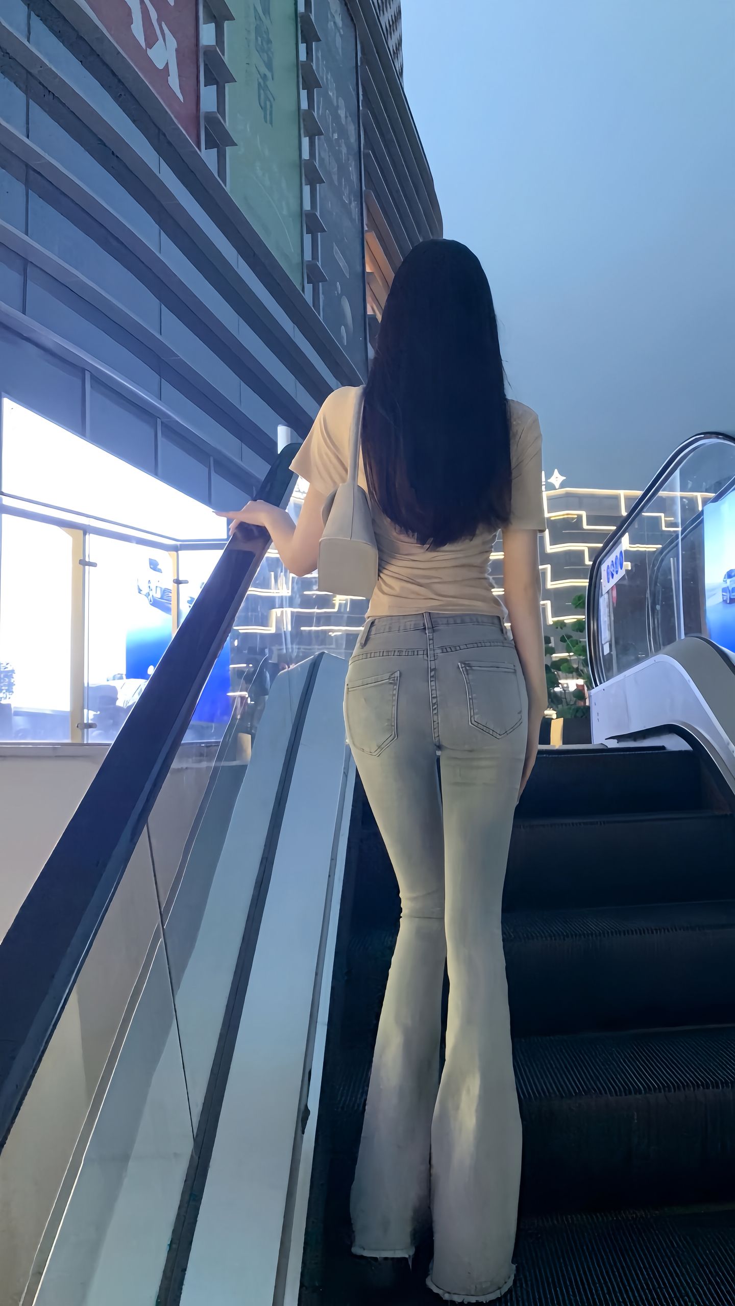 背影杀# 完美身材 # 身体和灵魂总有一个在路上 # 背影 