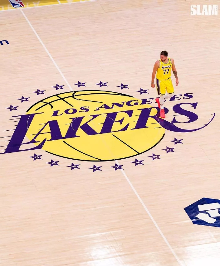 湖人队106:126雄鹿队，这两点表现其实也是帮助球队更好的做出选择

1、中锋