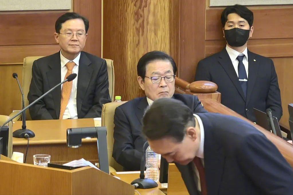 韩国政坛上演生死时速！3月17日警方突然披露李在明可能遇刺的消息，却同时声明"未
