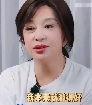 刘晓庆迎合游泳建议，李小冉陈岚形象受损

刘晓庆在综艺上的表现，真是让人议论纷纷