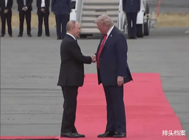 特朗普和平委员会遭普京质疑，10亿美元会费成关键