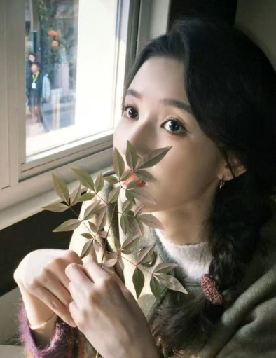 王玉雯工作室凌晨发公告维权，王姐倒时差支持还坚持手搓剧宣 