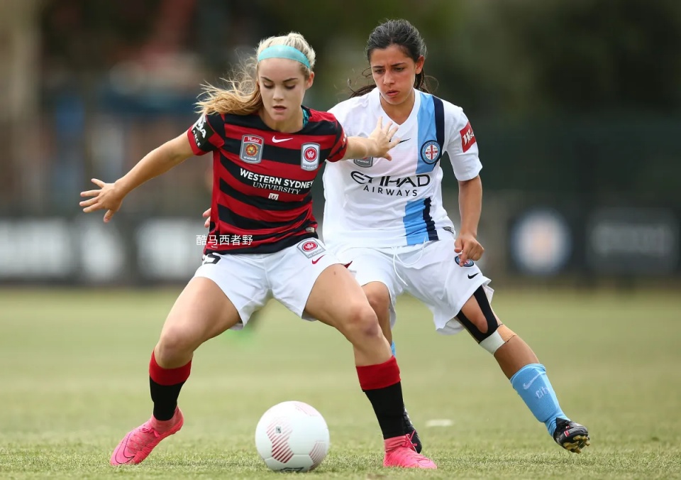 虽然这两年西悉尼流浪者女足成绩很糟糕，但澳大利亚女足的现役国脚中也有不少人曾经在