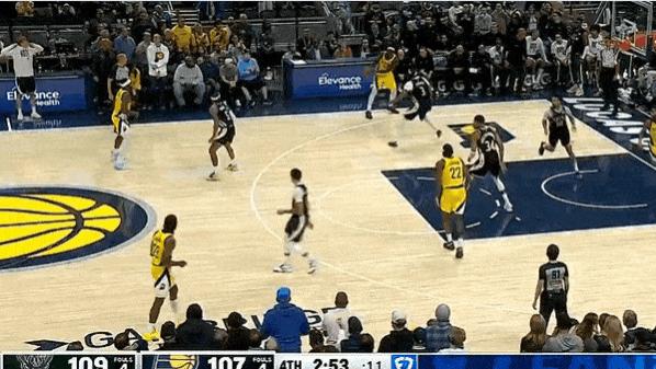 西亚卡姆无惧对抗上篮再打进，助步行者最后2分钟追平比分