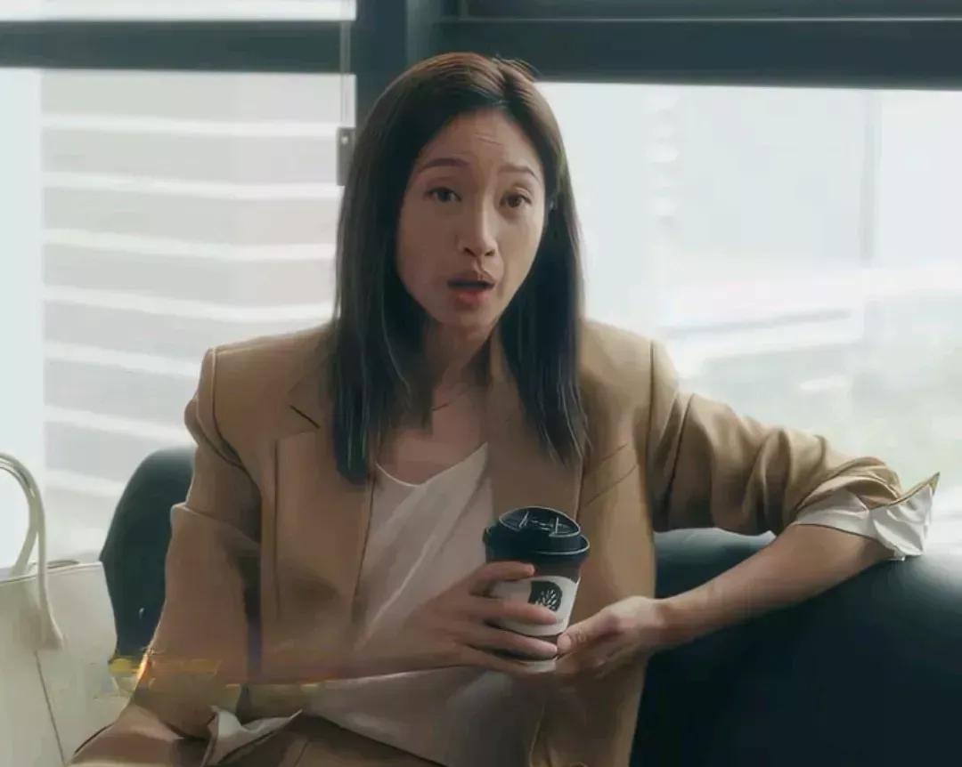 《我的后半生》我想替沈佳妮喊冤……
艾斯李被吐槽最丑1+2，我觉得编剧要负主要责