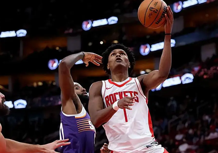 火箭未来核心控卫可能就是阿门
参考乌杜卡的风格，以及在凯尔特人的执教经历，他非常