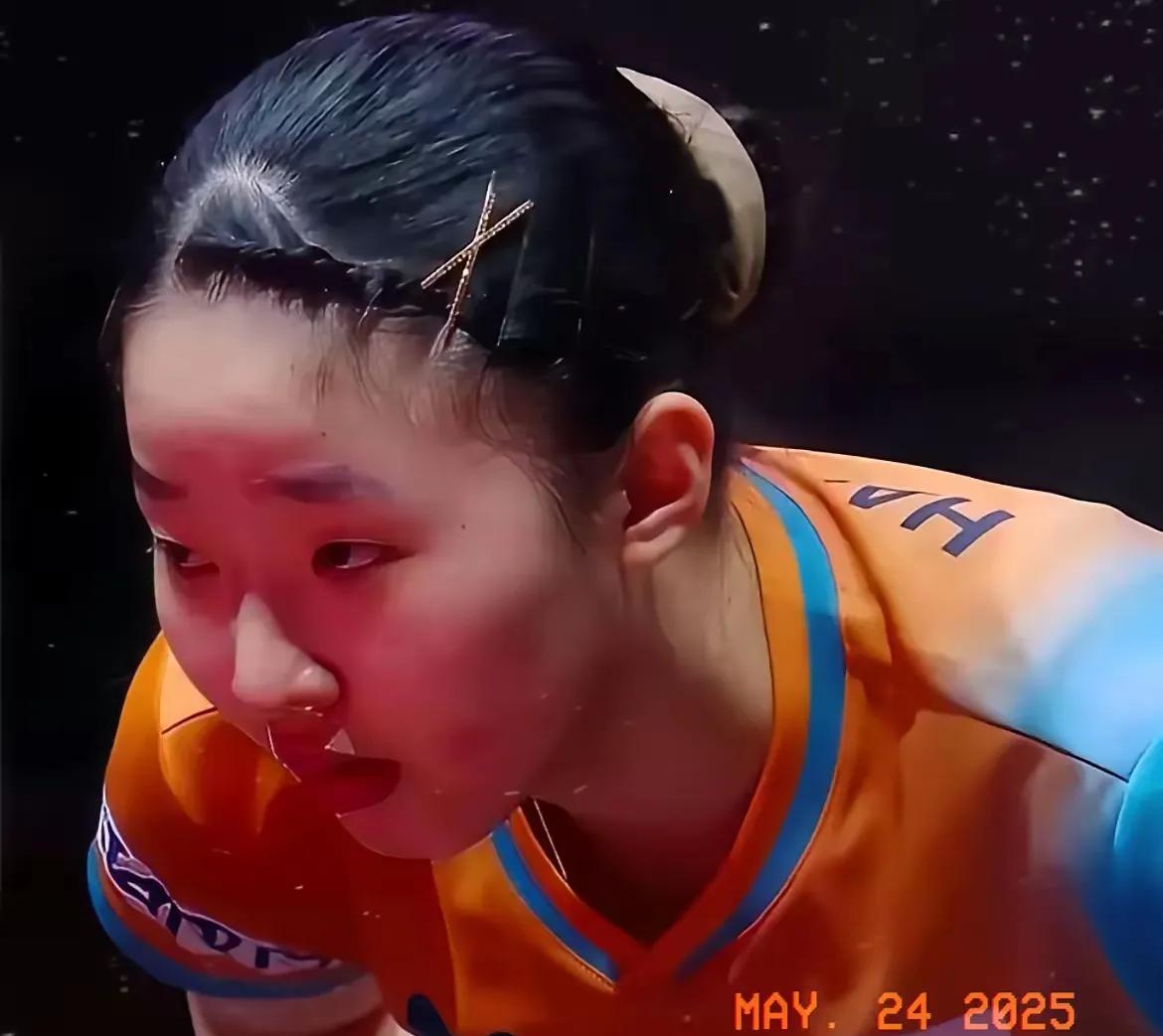 张本美和加盟乒超了！刚看到一条消息，日本新星张本美和加盟成都高新若水居，征战即将