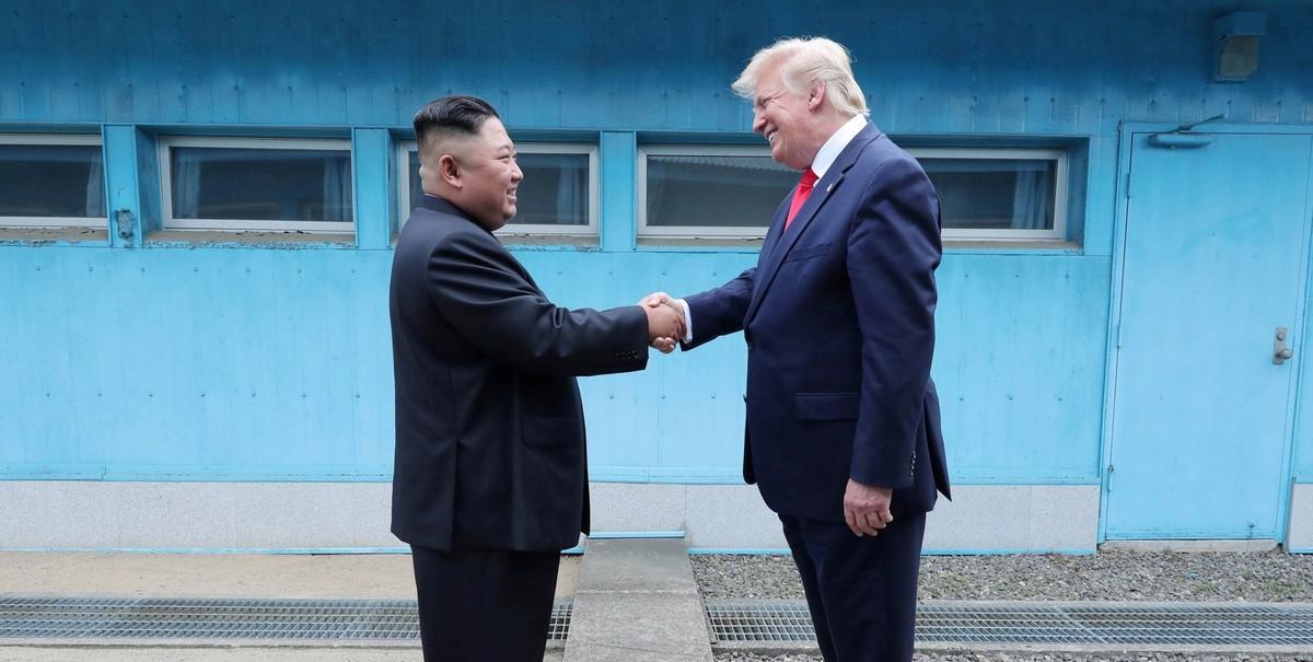 特朗普10月或参加APEC峰会，要和金正恩见一面？
当地时间21日，《韩国时报》