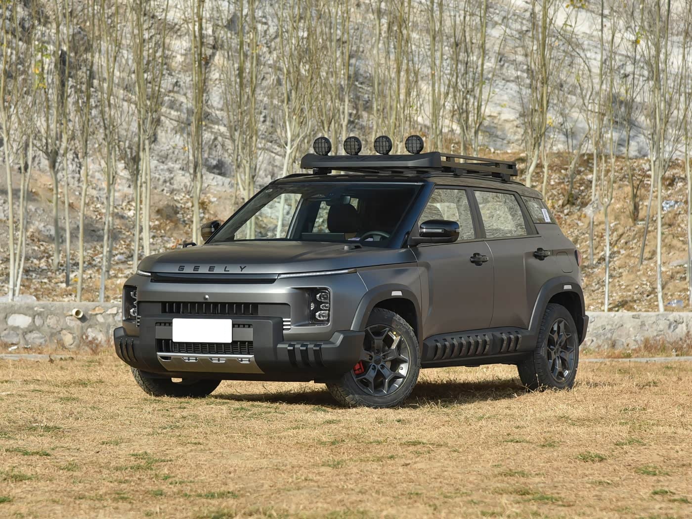 这款SUV外观越野感十足！心事8.88万起，兼顾城市通勤+户