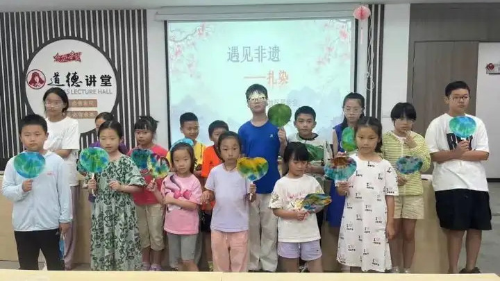 古法扎染遇见扇子DIY，三六六这场非遗活动，把传统美学玩出了新花样！