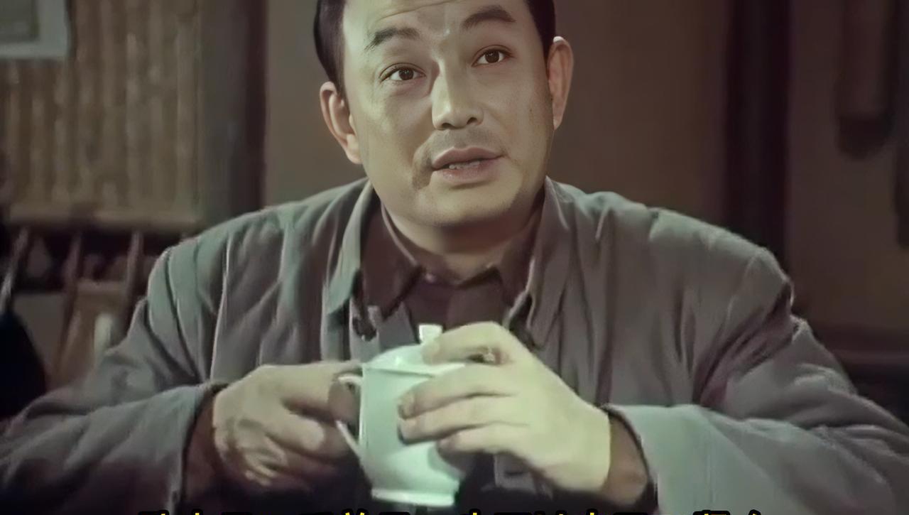 说孔老夫子
是惶惶如丧家之犬的人
估计是连环画看多了。
老夫子的理念是重在治国，
