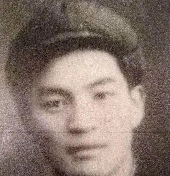 刘承宏，1926年生，1938年参加汤沟抗日自卫队，1940年入党，边区中学学员