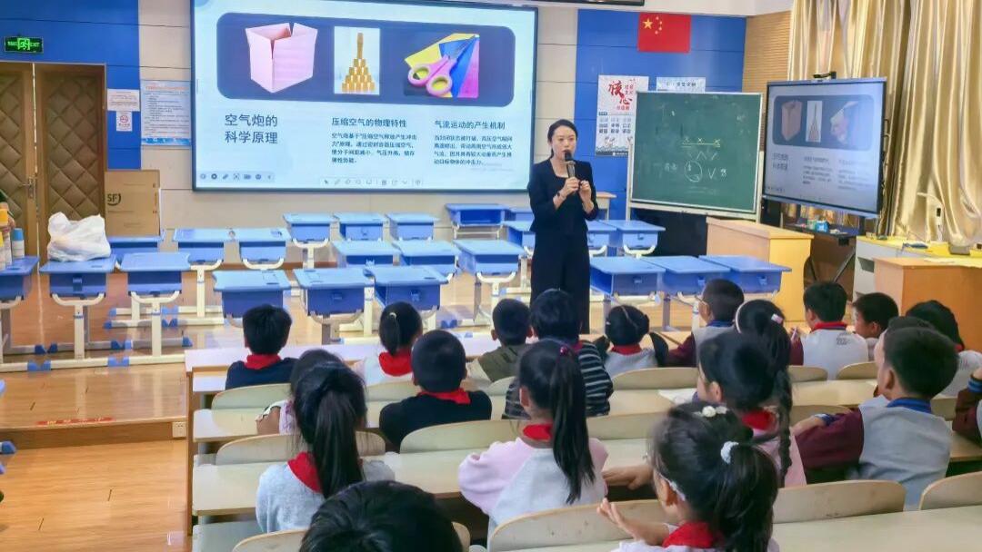 文化市南·幸福满格 | 市南区“科技阅读嘉年华”系列活动——走进校园 点燃青少年科学梦想