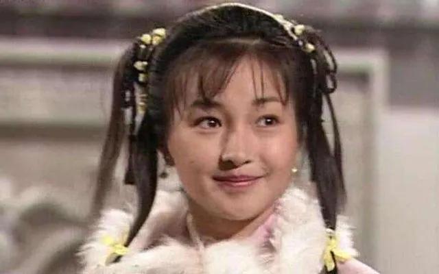 岁月也会在美人身上留下痕迹，最美郭襄李绮虹晒出素颜照，雀斑、皱纹、皮肤状态，完全