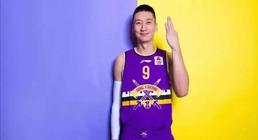 孙悦打了10个赛季到底赚了多少钱？
第一份，奥神队2年赚了 150万元；
第二份