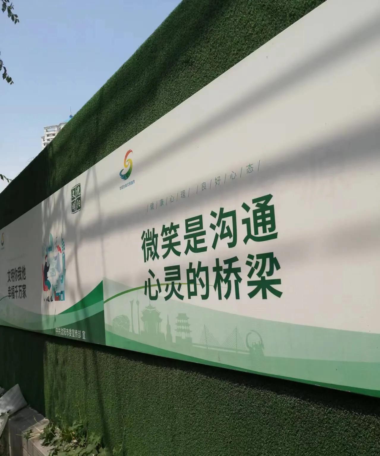 二八追又到海南了？！
原来跳什么舞了？！
那又是在什么地方？
天南地北的追
想问