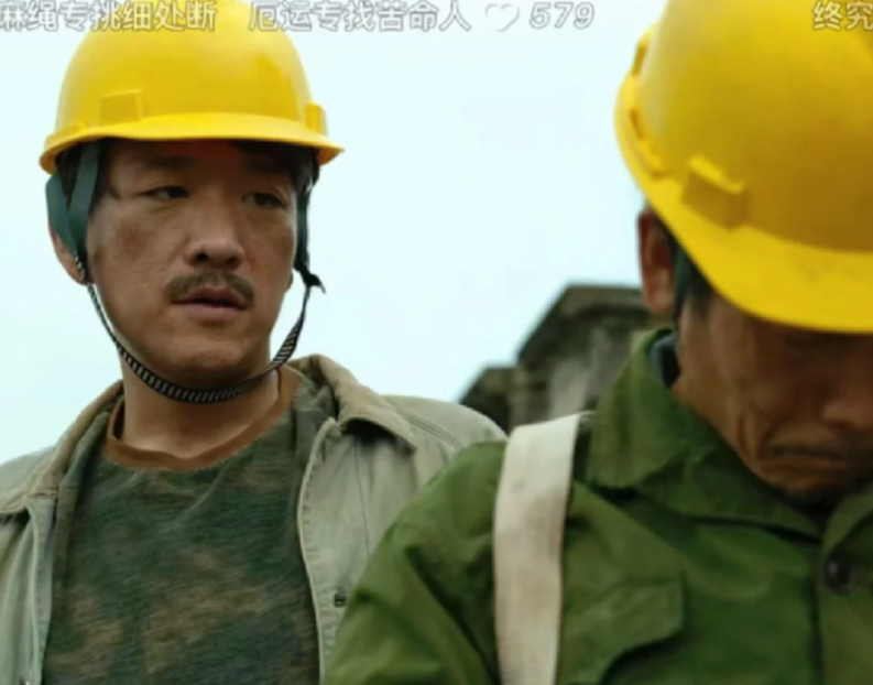 《狂飙》：工地上那么多人，为什么老默偏挑一个最可怜的老人下手