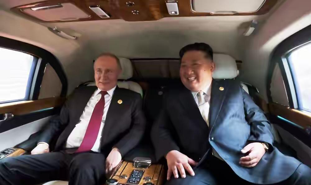 朝鲜不是大国，80后金正恩却作为2号人物受邀观礼北京阅兵，这是为何？
此次北京“