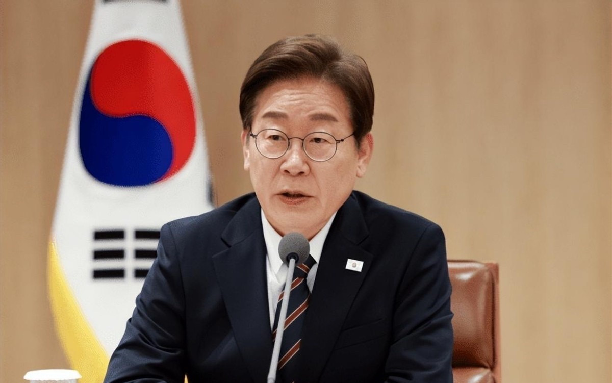李在明放弃会面，韩国缺席北约峰会











李在明咋回事？放弃和特朗