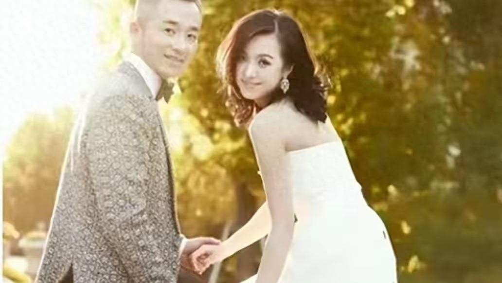 在娱乐圈见惯了分分合合，真正能让人动容的爱情故事已经不多了