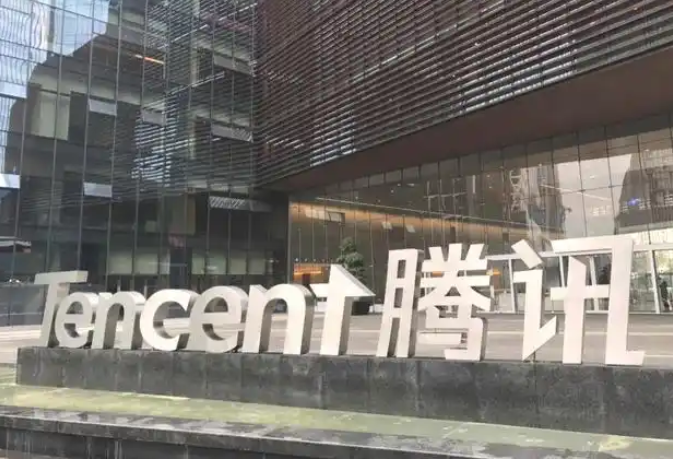 微信这事要糟了！不是功能出问题，而是00后学生提现5万被收50元手续费，反手起诉