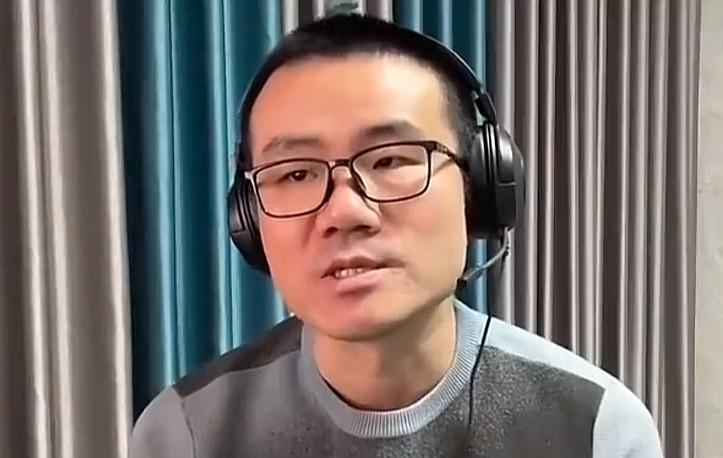 专业的就是不一样，雷霆战胜步行者，赛后徐鲸鱼的点评很中肯，原因有三。
1.亚历山