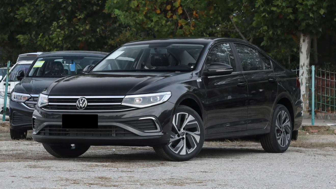 2026款宝来11.29万起售！10.25寸屏幕缩到8寸，扬声器也砍掉2个