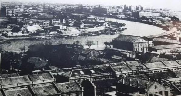 1959年陈长捷被特赦后，周恩来问他有什么愿望，他表示希望可以回到上海和妻子团聚