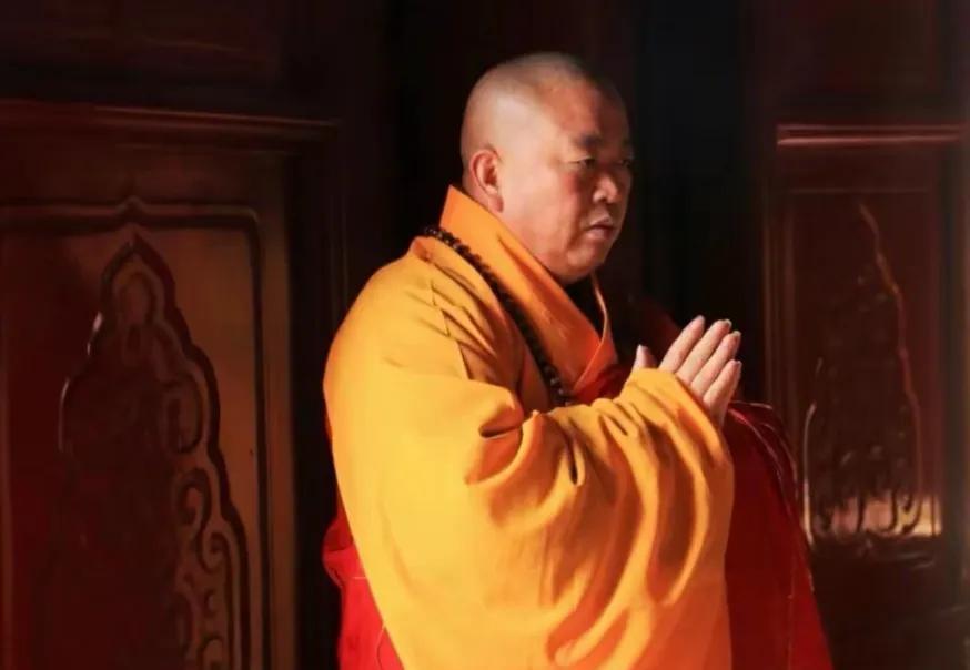 2014年的时候，曾经有人举报少林寺主持释永信涉嫌违法犯罪，但后来不知怎么的被澄