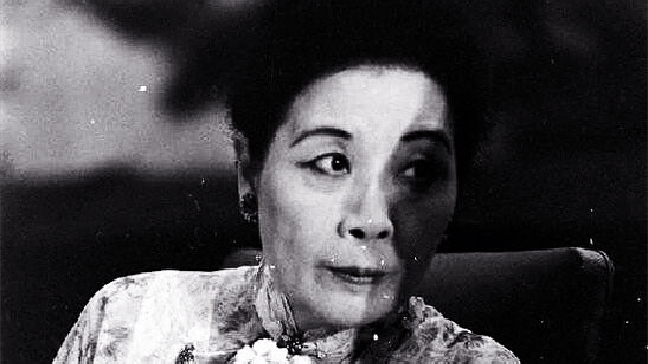 1982年，邓公期盼台湾和平统一，然而宋美龄的措辞相当傲慢