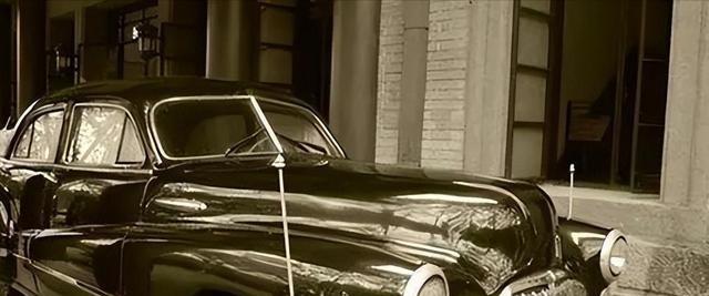 1956年，钱学森分到了一辆蓝色轿车，全北京只有2辆，可聂帅得知后却勃然大怒：“