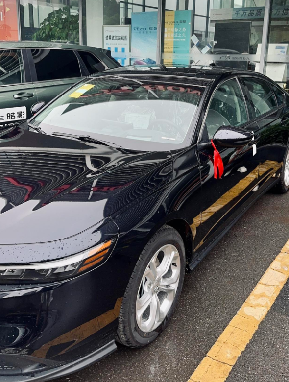 11代雅阁，我就是大冤种
买车4个月亏了4月，泪都哭干了。今年5月29花了22万