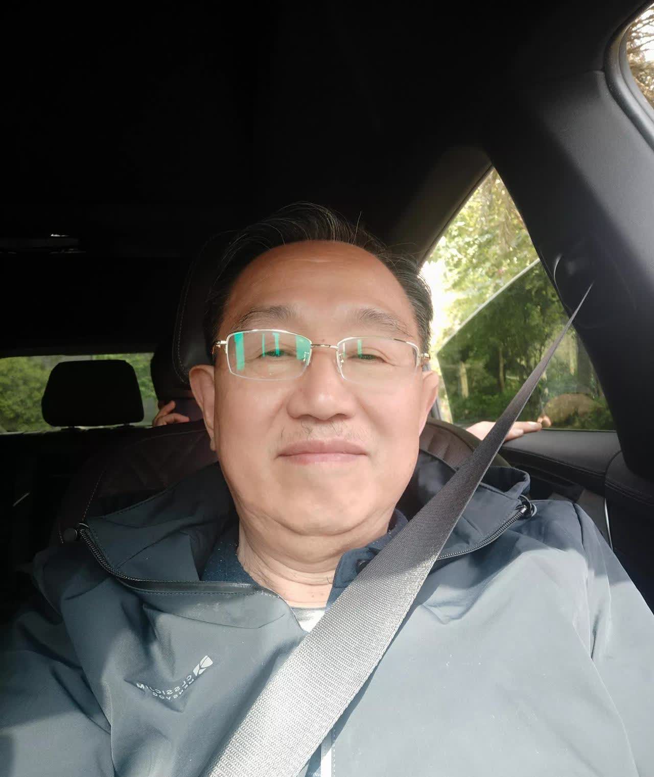 中国以技术创新和制度改革为驱动，在沙漠治理方面取得突破，改变了传统治沙模式，为全