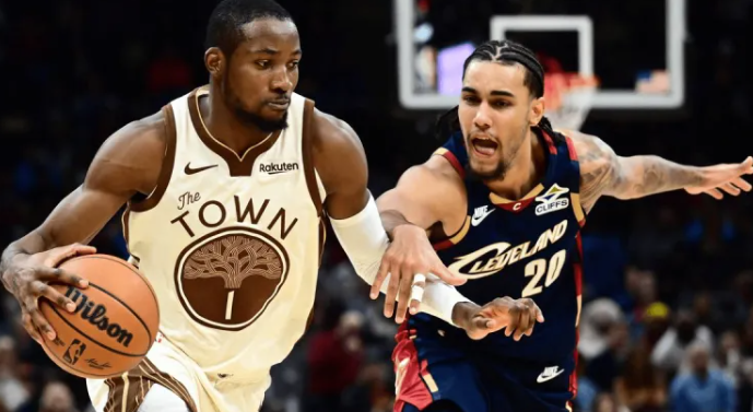 乔纳森-库明加在勇士的处境：
“很多时候，史蒂夫-科尔并不喜欢库明加打球的方式…