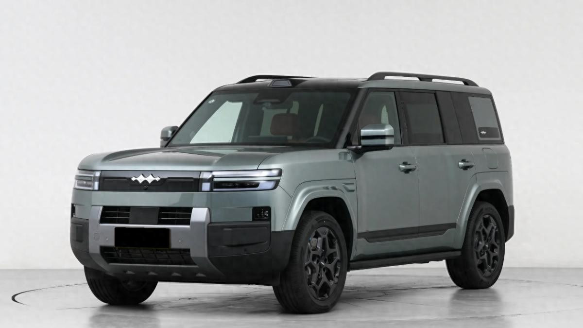 方程豹钛7深度解读，硬派外形下的家用灵魂，17.98万值得选吗？