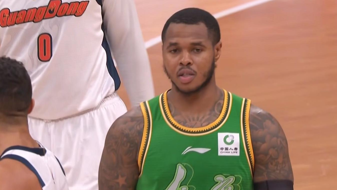 辽宁主场战青岛，杨鸣确认赵继伟缺阵，谈亨特情况！