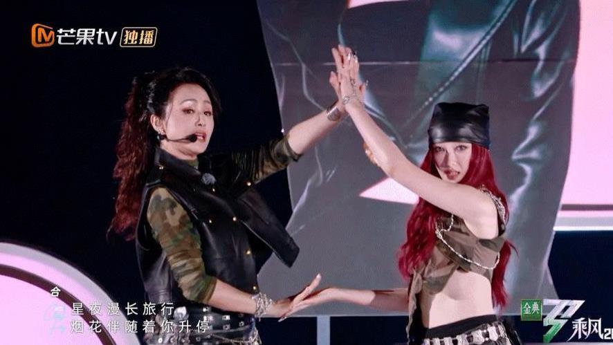 62岁叶童舞台上满满少年感超拼，难怪陈德容摆烂会被批评