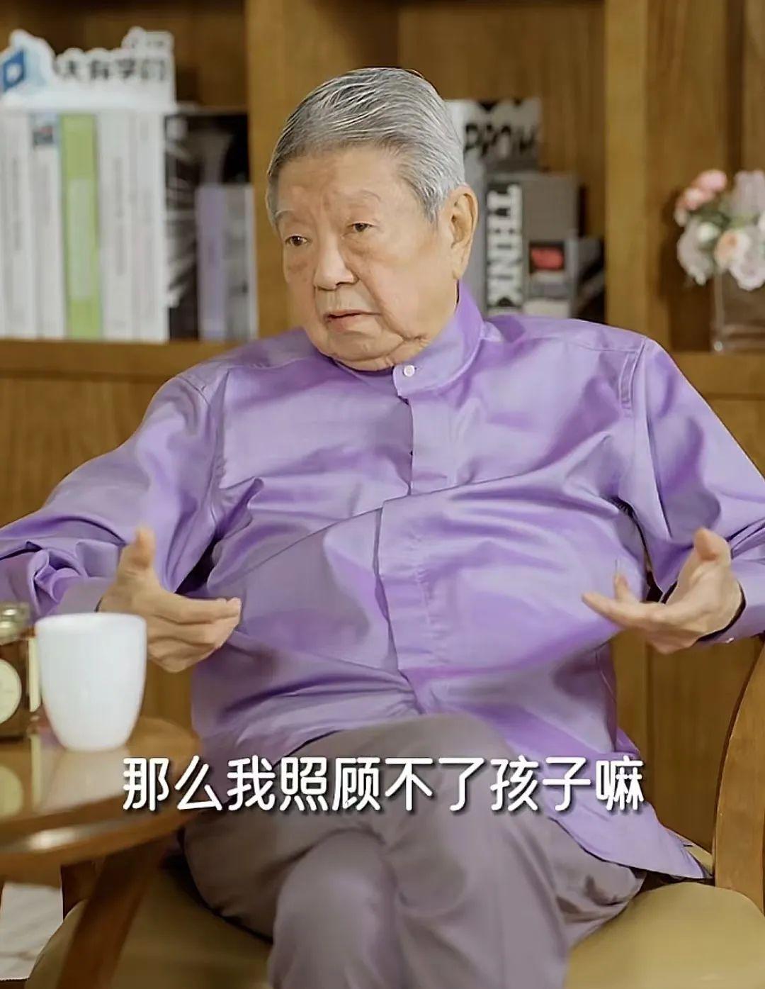 蔡澜6月27日离世，享年83岁
香港的海少了一个看风景的人
蔡澜，生于1941年