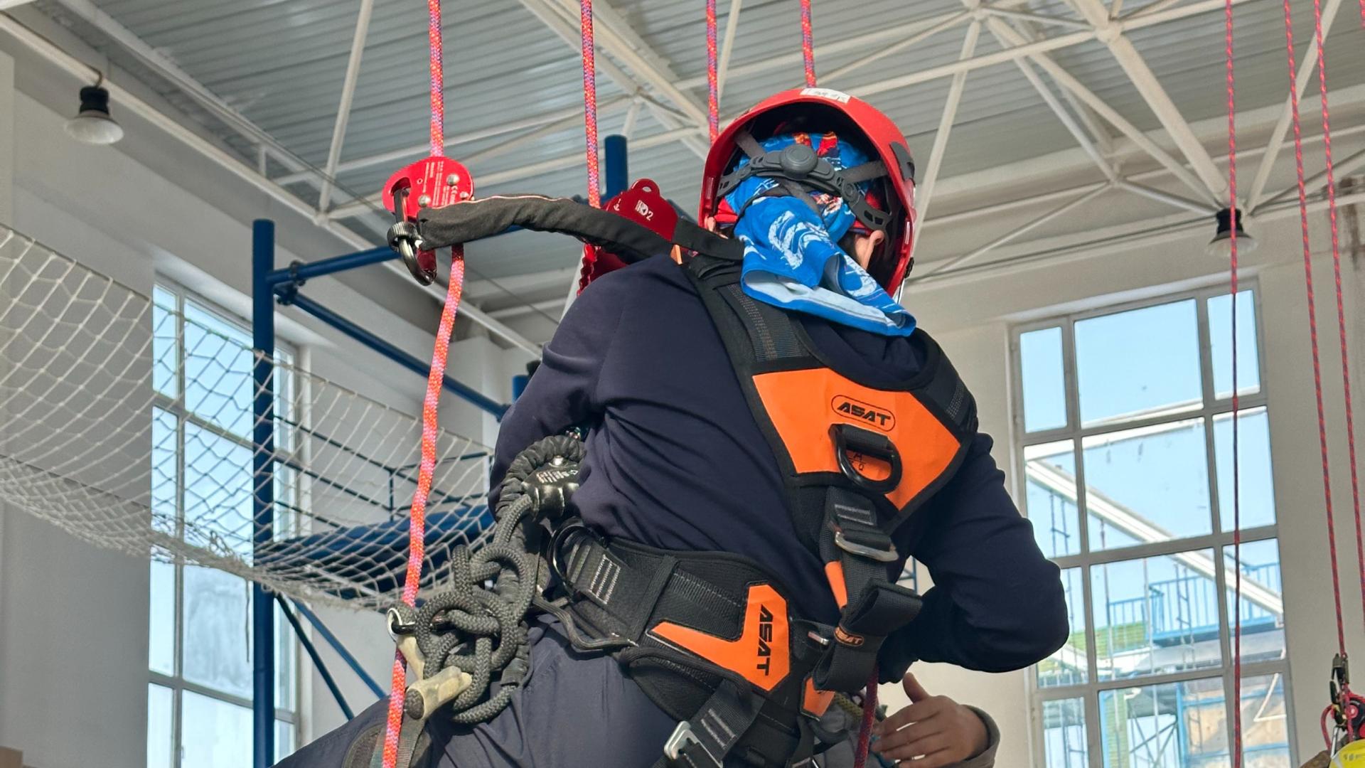 物流仓储高空作业怕应急？凯得高适配绳索培训+国家证，安全更有底