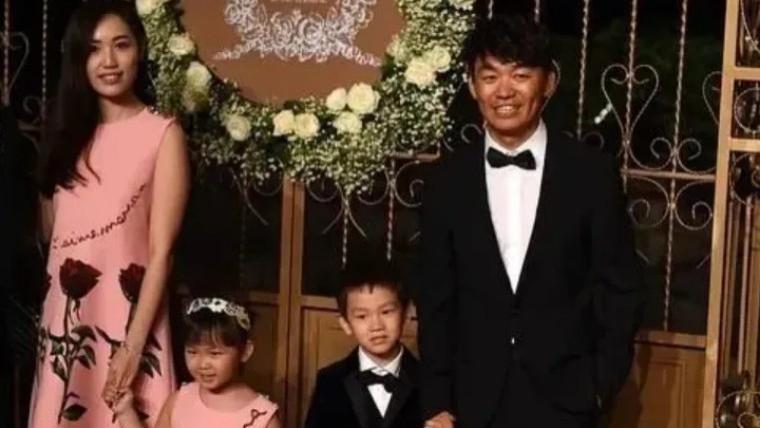 王宝强儿子终于长大！近照曝光后全网震惊：谁是生父已经很明显了