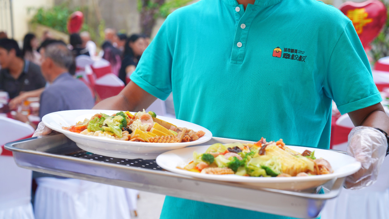 重庆人办坝坝宴，为啥越来越多人选“上门服务”