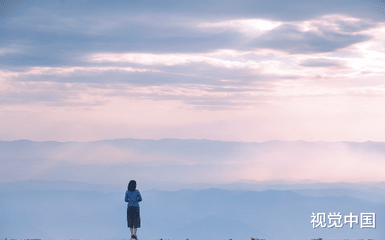 卖肾给男友换彩礼，男友带着彩礼消失三年，再归来时成为继妹的未婚夫！