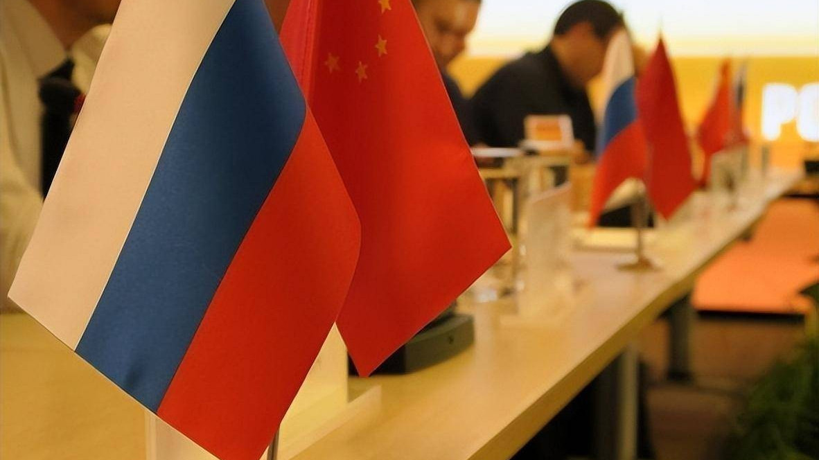 有了特朗普撑腰，北约对华摊牌：敢和俄罗斯做生意，就等着被制裁