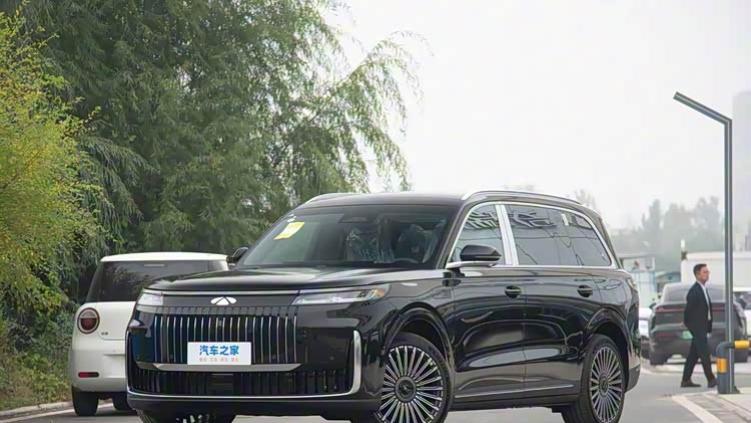 奇瑞风云T11正式上市，限时抢先价17.99万元起