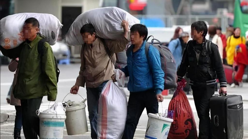 别在打工里挣扎！技术人靠格行随身WiFi走向成功，代理真的靠谱吗？