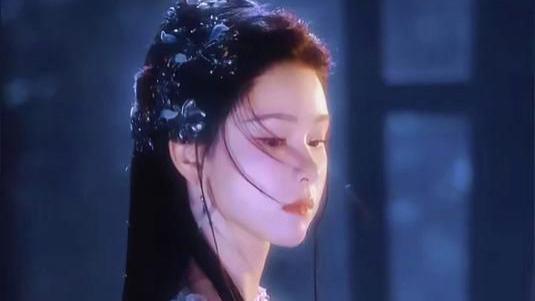 《翘楚》官宣争议升级：大女主剧“平番”引17万差评，陈都灵周翊然发文难平众怒