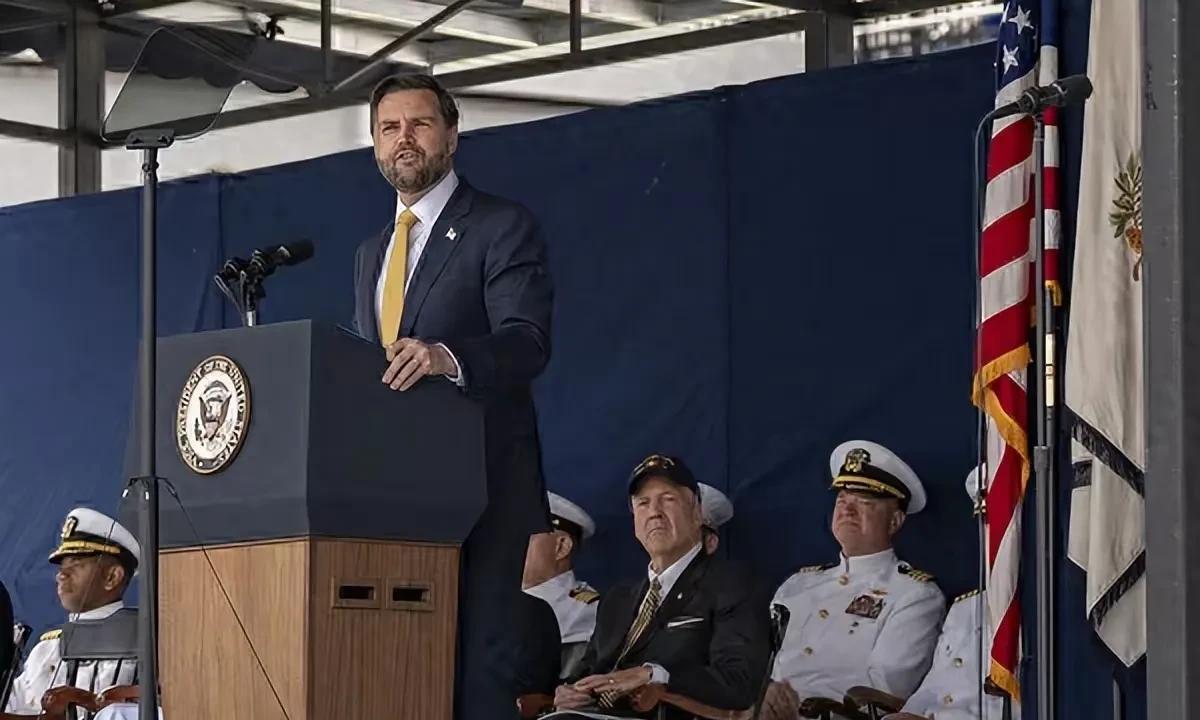 虽然万斯很不受人待见！但是万斯说了句实话，他亲口承认美国已经没落了。是的，在全世