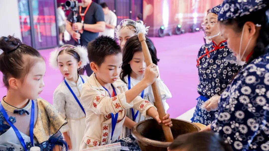 2025CCFW中国国际儿童时尚国庆嘉年华盛大开幕