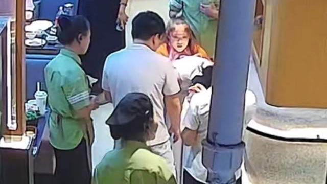 11岁“小孩姐”30秒生死营救！她的梦想，惊动国防科大